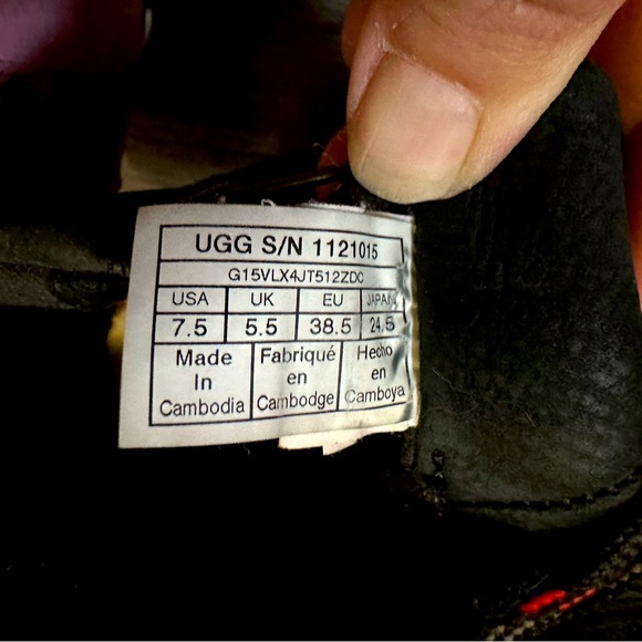 UGG Lakesider Ankle Sneaker  size 7.5 - Picture 9 of 9